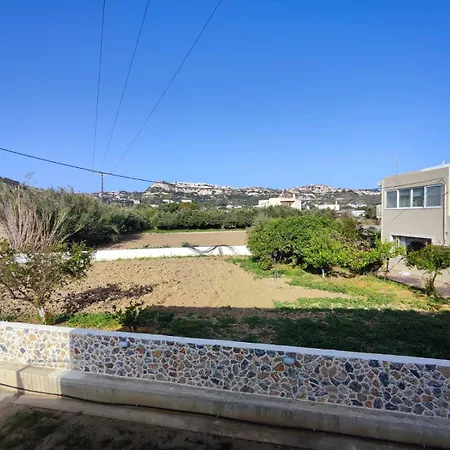דירה Sirokos
